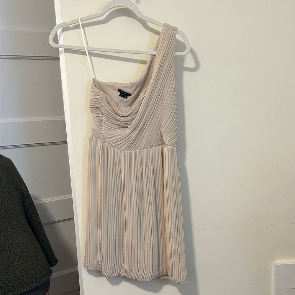 Elegant Cream One-Shoulder Dress